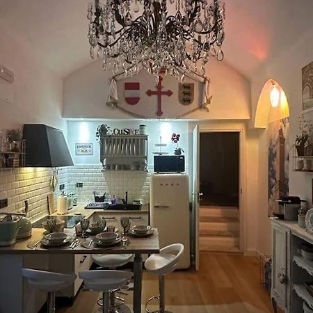 Alle Pietre Preziose - Genova Exteriör bild